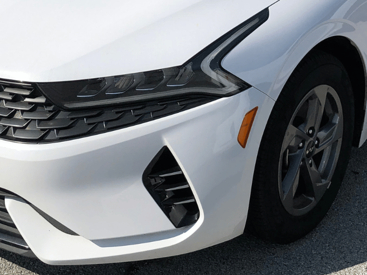 Brake repair at Crain Kia of Bentonville