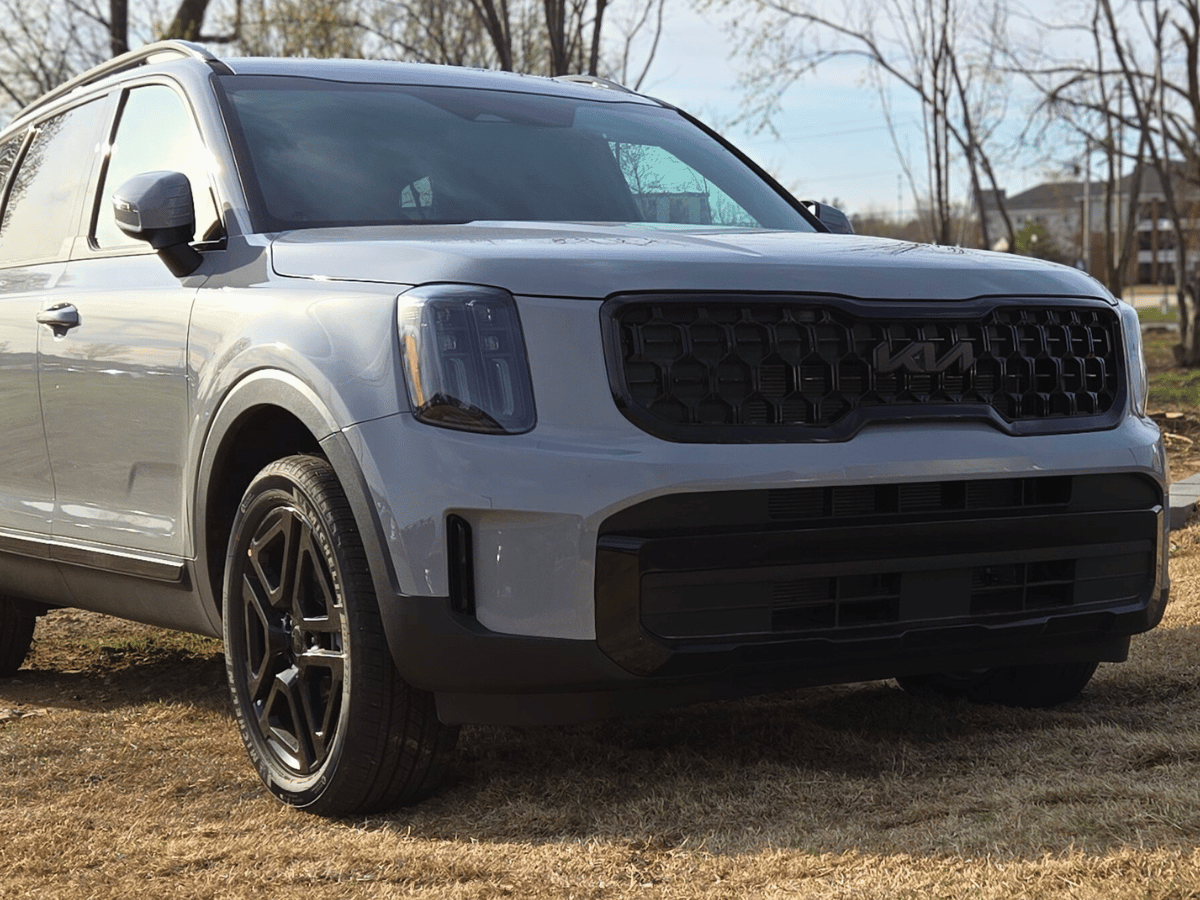 Grey 2025 Kia Telluride at Crain Kia of Bentonville at your local Northwest Arkansas Kia Dealership
