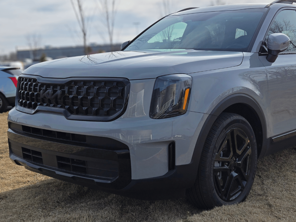 Light Grey 2025 Kia Telluride at Crain Kia of Bentonville - Your Northwest Arkansas Kia Dealership