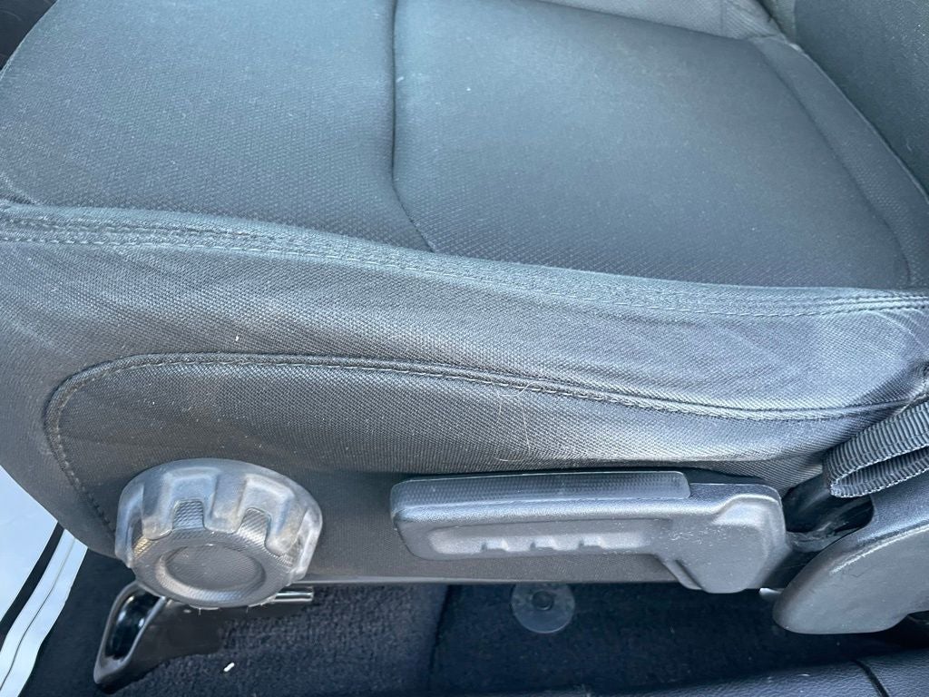 2021 Jeep Wrangler Unlimited Sahara - APPLE CARPLAY / HARD TOP