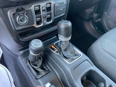 2021 Jeep Wrangler Unlimited Sahara - APPLE CARPLAY / HARD TOP