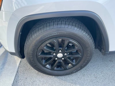 2022 Jeep Grand Cherokee WK Laredo X - APPLE CARPLAY / POWER LIFTGATE