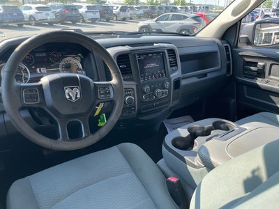 2019 RAM 1500 Classic Tradesman - IT'S GOT A HEMI!!! / 1-OWNER