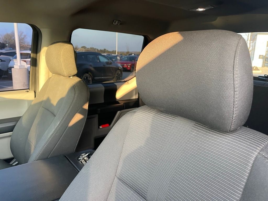 2020 Ford F-150 XL - 5.0L V8 / STX APPEARANCE PKG