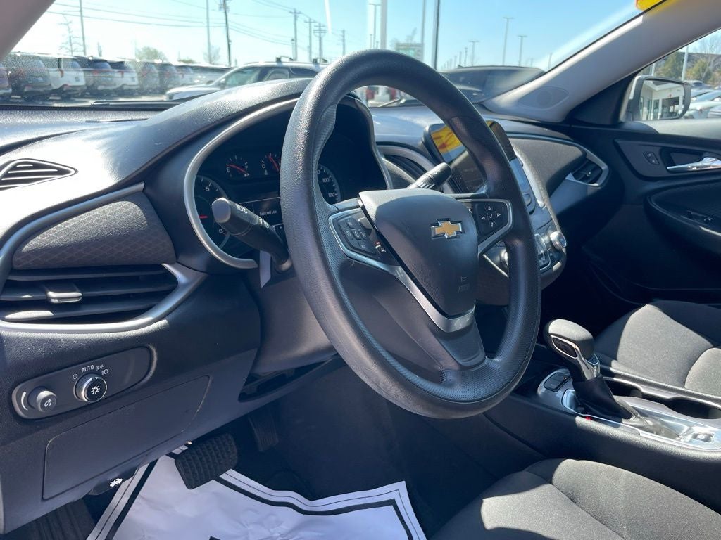 2023 Chevrolet Malibu LS 1FL