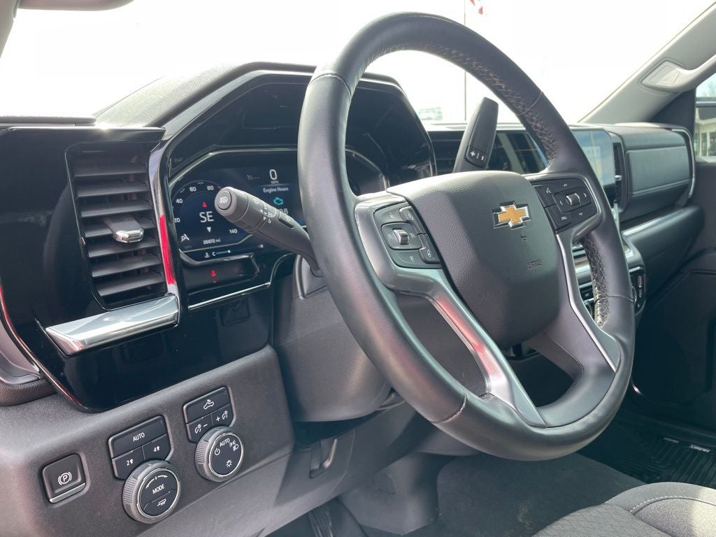 2024 Chevrolet Silverado 1500 LT