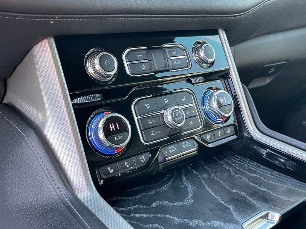 2021 GMC Yukon XL Denali - ONE OWNER / PANORAMIC SUNROOF