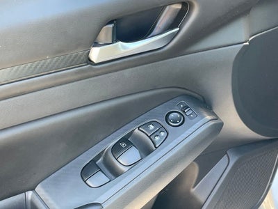2024 Nissan Altima 2.5 SV - BLIND SPOT ASSIST / APPLE CARPLAY