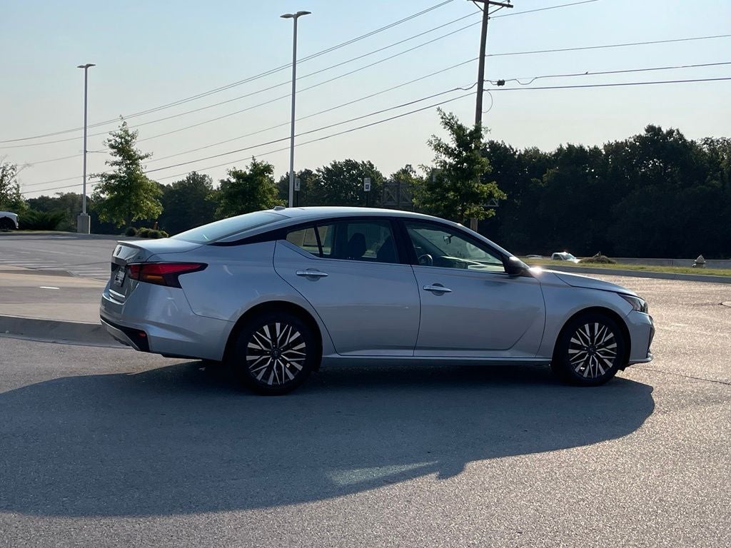 2024 Nissan Altima 2.5 SV - BLIND SPOT ASSIST / APPLE CARPLAY