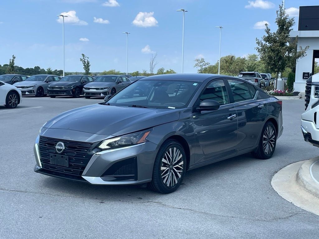 2025 Nissan Altima 2.5 SV - BLIND SPOT WARNING / KEYLESS ENTRY
