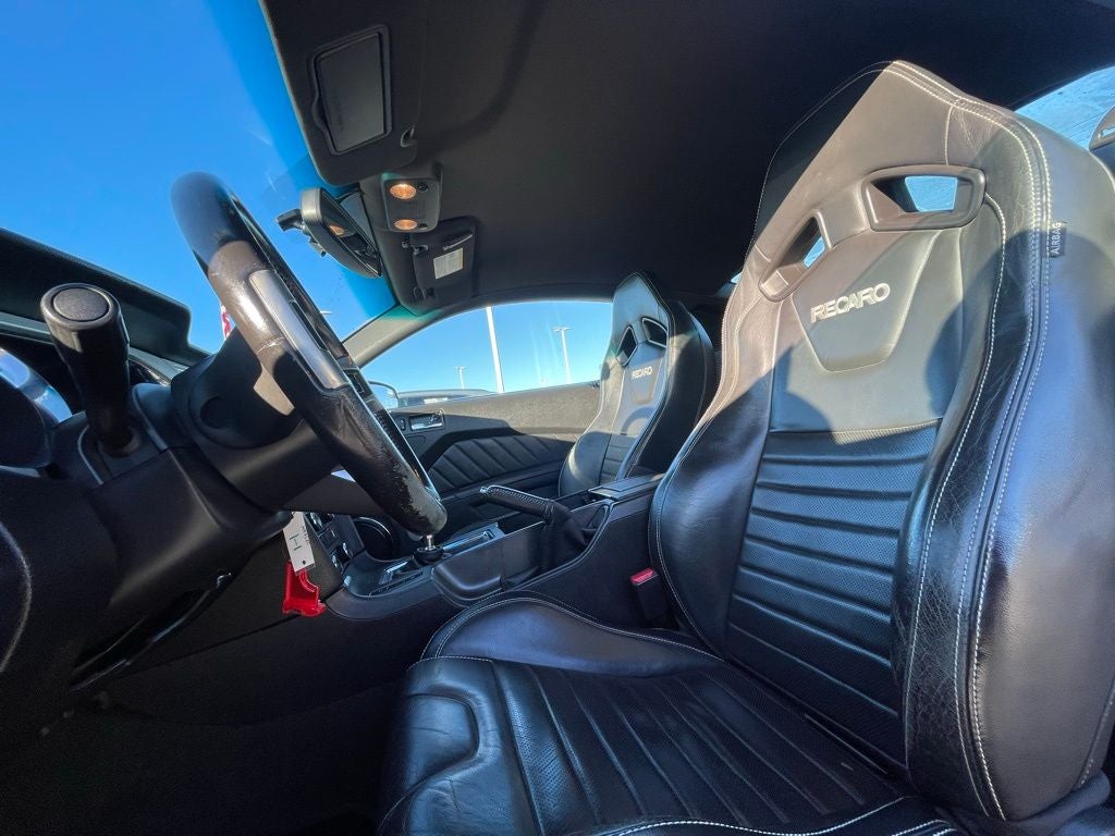2013 Ford Mustang GT Premium - 5.0 / RECARO SEATS
