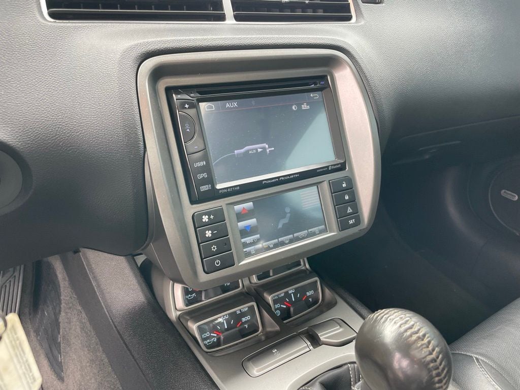 2011 Chevrolet Camaro SS 2SS - LOW MILEAGE / SUNROOF