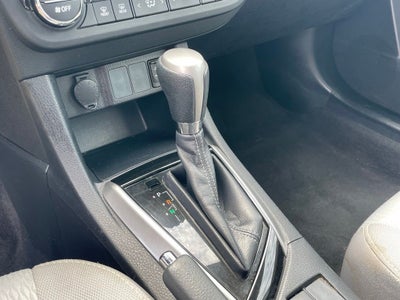 2016 Toyota Corolla LE - 38 MPG / KEYLESS ENTRY