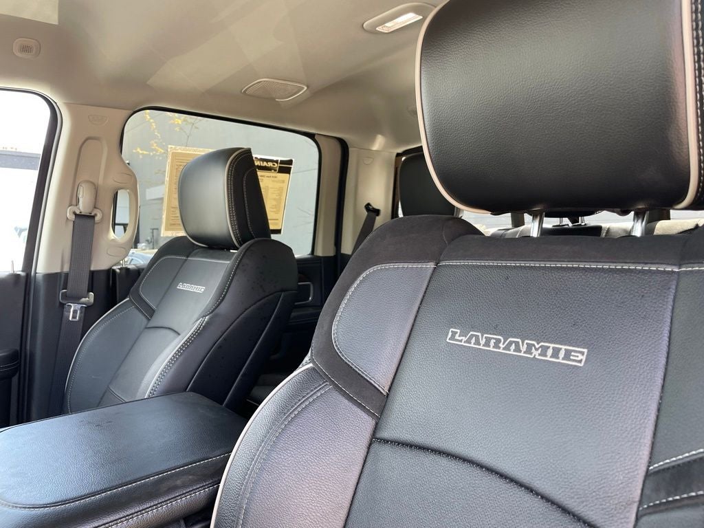 2024 RAM 2500 Laramie - REMOTE TAILGATE RELEASE / BLIND SPOT MONITOR