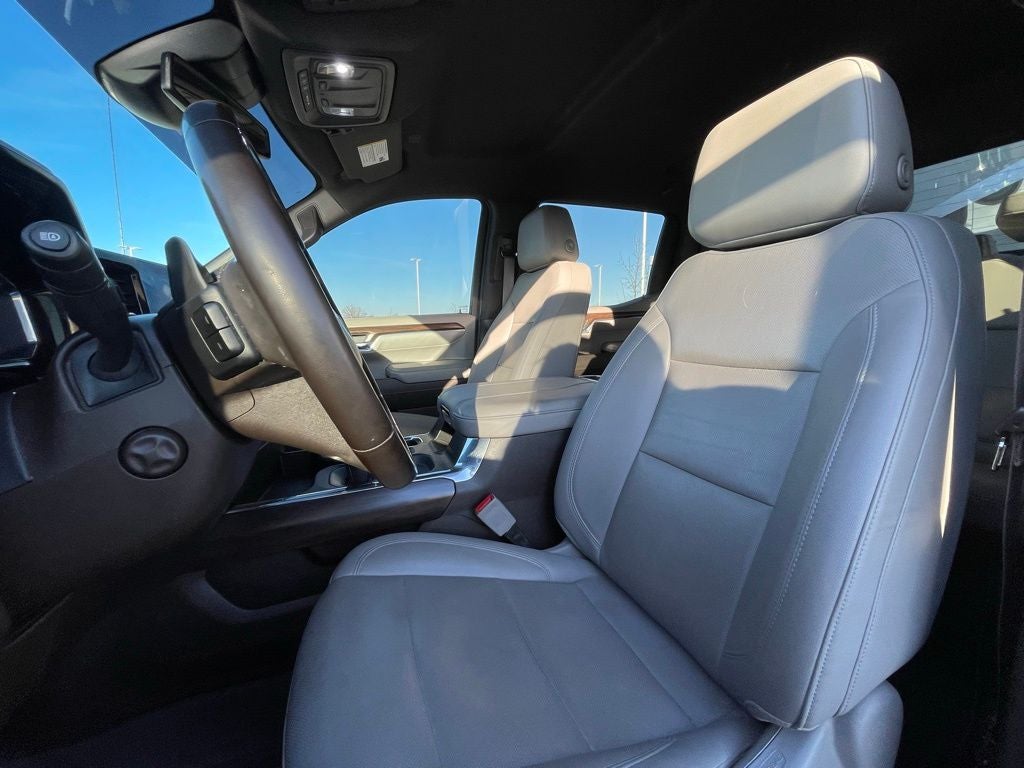 2023 GMC Sierra 1500 SLT - X31 OFF ROAD PKG / BOSE SOUND SYSTEM