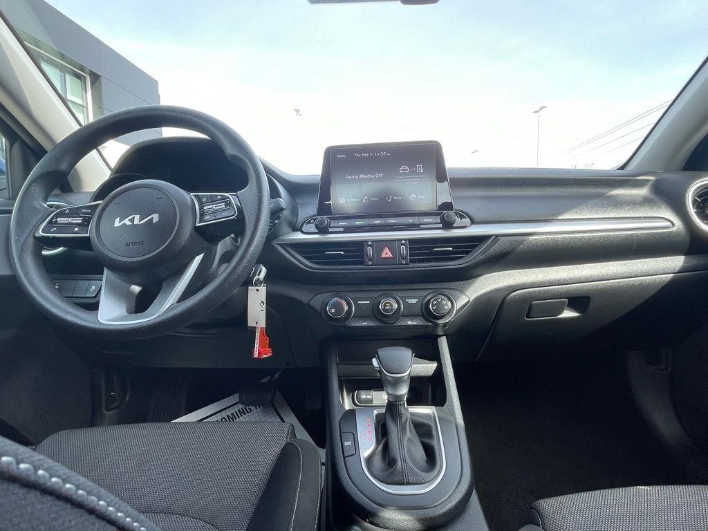 2024 Kia Forte LXS - KIA CERTIFIED / APPLE CARPLAY