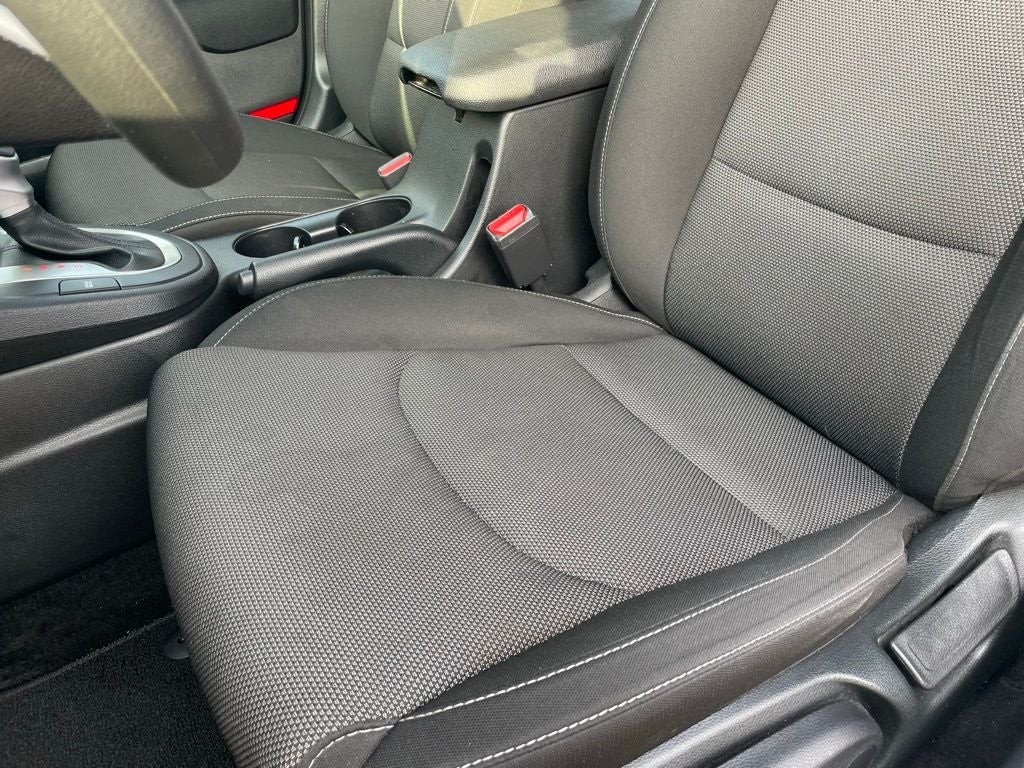 2024 Kia Forte LXS - KIA CERTIFIED / BLIND SPOT ASSIST