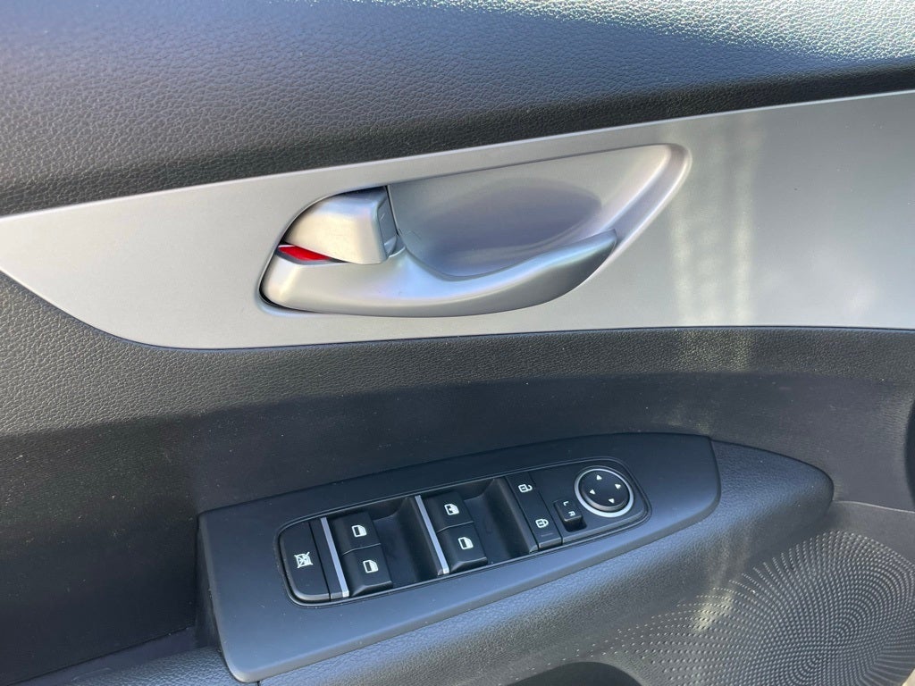 2024 Kia Forte LXS - KIA CERTIFIED / APPLE CARPLAY