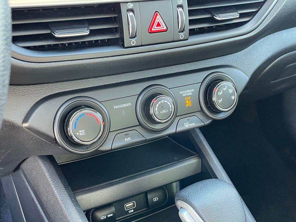 2024 Kia Forte LXS - KIA CERTIFIED / APPLE CARPLAY