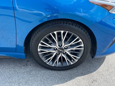2023 Kia Forte GT-Line - KIA CERTIFIED / 39 MPG / NAVIGATION