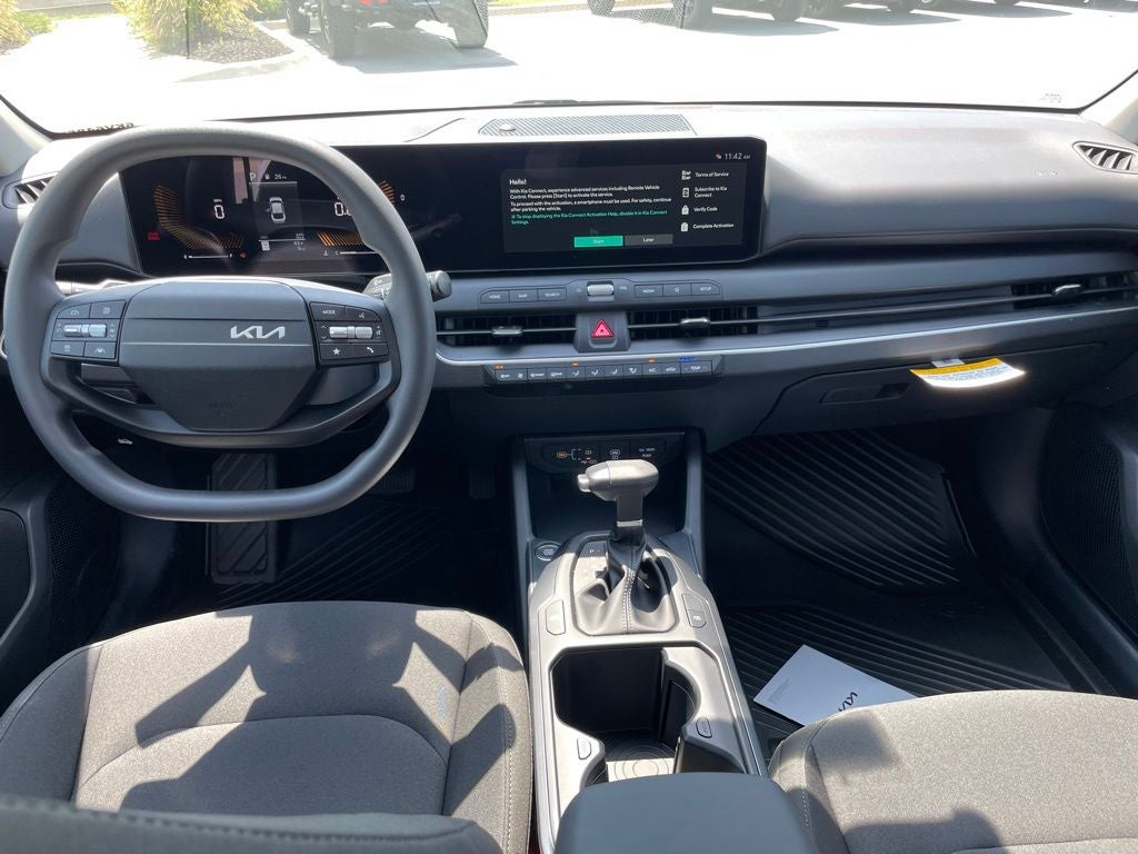 2026 Kia K4 LX