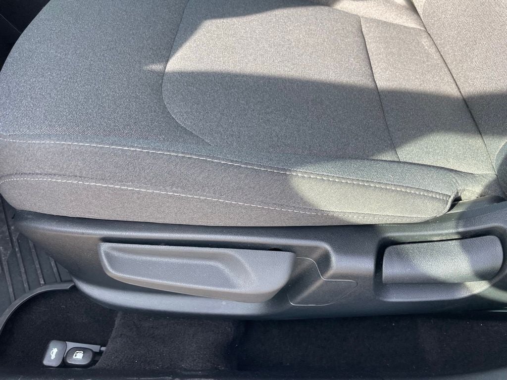 2025 Kia K4 LXS - KIA CERTIFIED / BLIND SPOT MONITOR