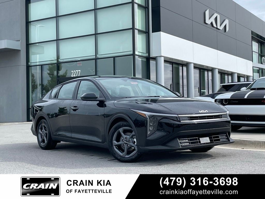 2026 Kia K4 LXS