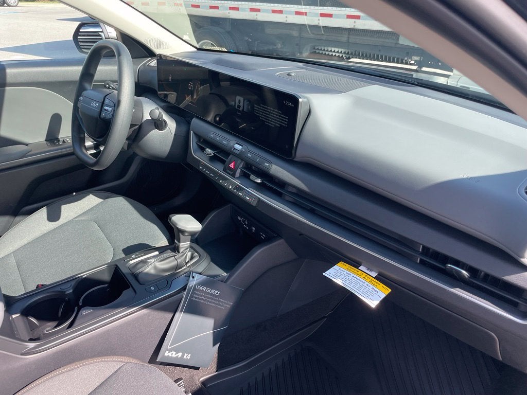2027 Kia K4 LXS