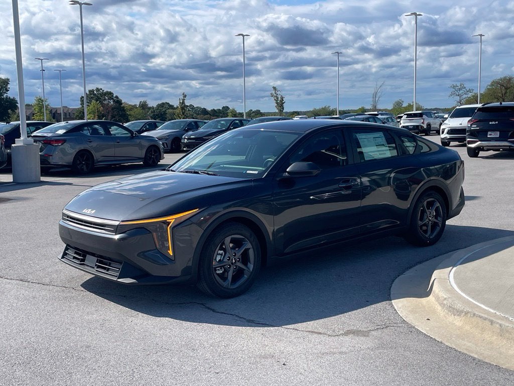 2027 Kia K4 LXS