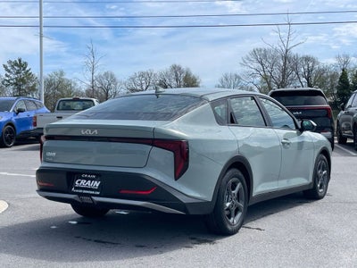 2026 Kia K4 LXS