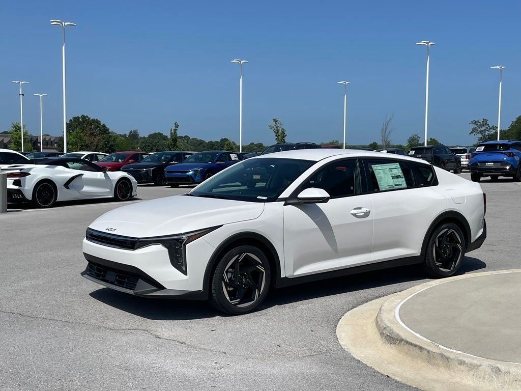 2026 Kia K4 EX
