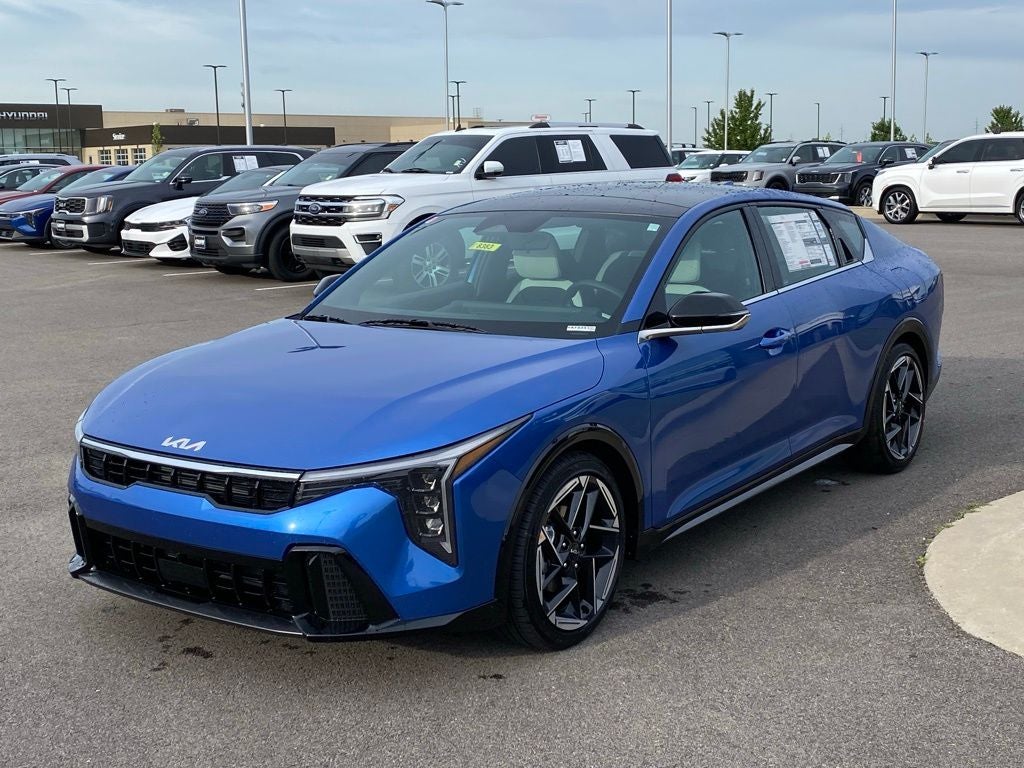2026 Kia K4 GT-Line