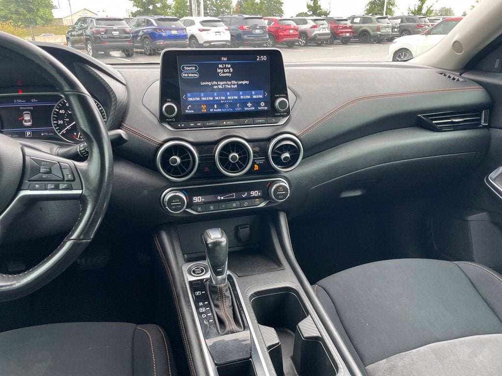 2022 Nissan Sentra SR - 37 MPG / BLIND SPOT WARNING
