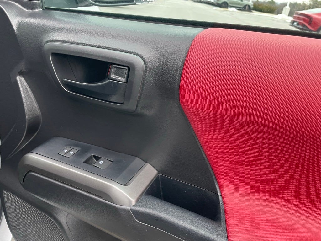 2023 Toyota Tacoma SR5 V6 - CLASS IV TOW HITCH / RADAR CRUISE CONTROL