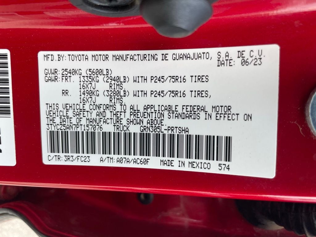 2023 Toyota Tacoma SR5 V6 - APPLE CARPLAY / LANE KEEP ASSIST