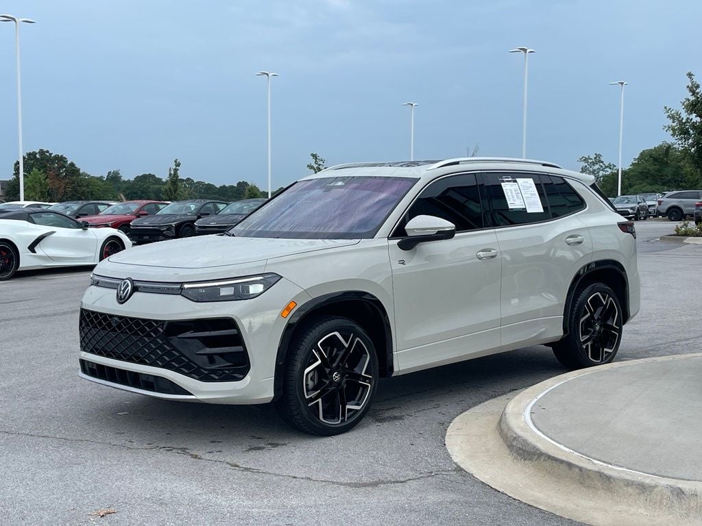 2026 Volkswagen Tiguan 2.0T SEL R-Line Turbo