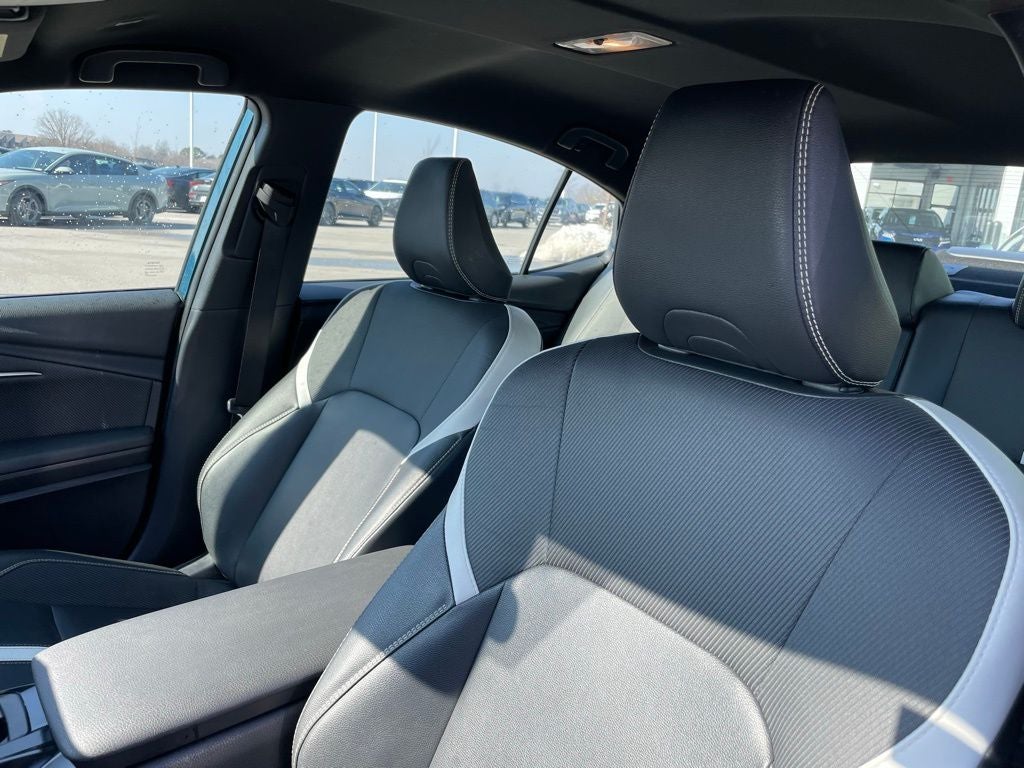 2025 Toyota Camry SE - WIRELESS CHARGING / BLIND SPOT MONITOR