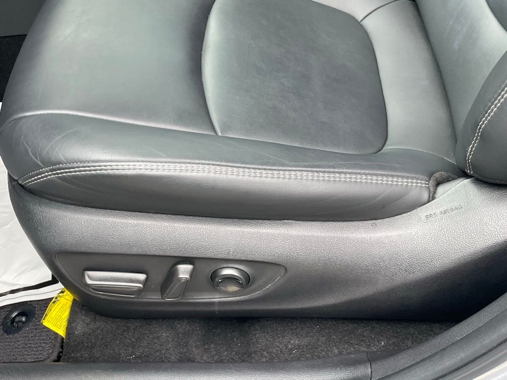 2022 Toyota RAV4 Hybrid XLE Premium - POWER LIFTGATE / APPLE CARPLAY