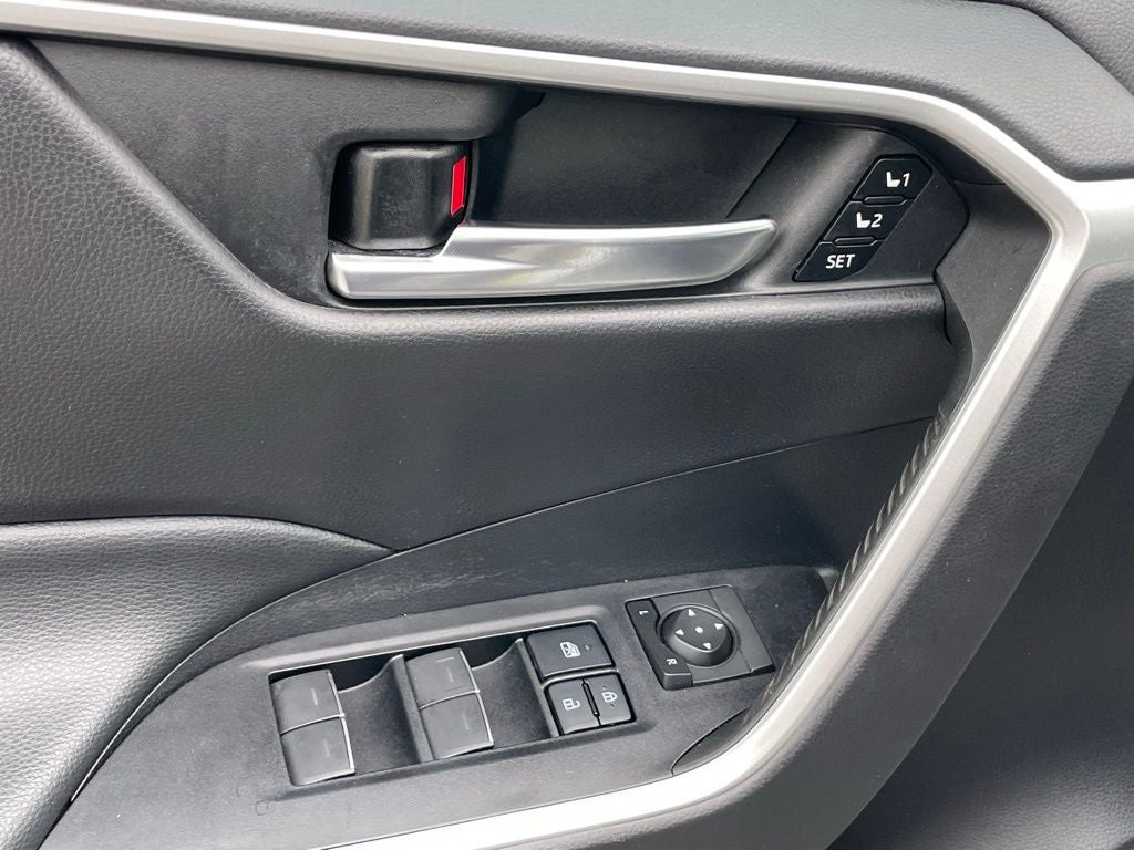 2022 Toyota RAV4 Hybrid XLE Premium - POWER LIFTGATE / APPLE CARPLAY
