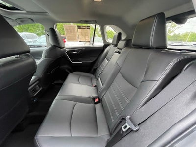 2022 Toyota RAV4 Hybrid XLE Premium - POWER LIFTGATE / APPLE CARPLAY