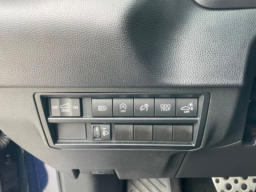 2023 Toyota Tundra SR5 - TRD SPORT PKG / HEATED SEATS