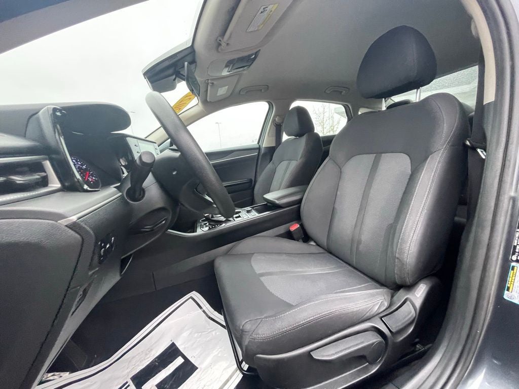 2021 Kia K5 LXS - PUSH BUTTON START / BLIND SPOT AVOIDANCE