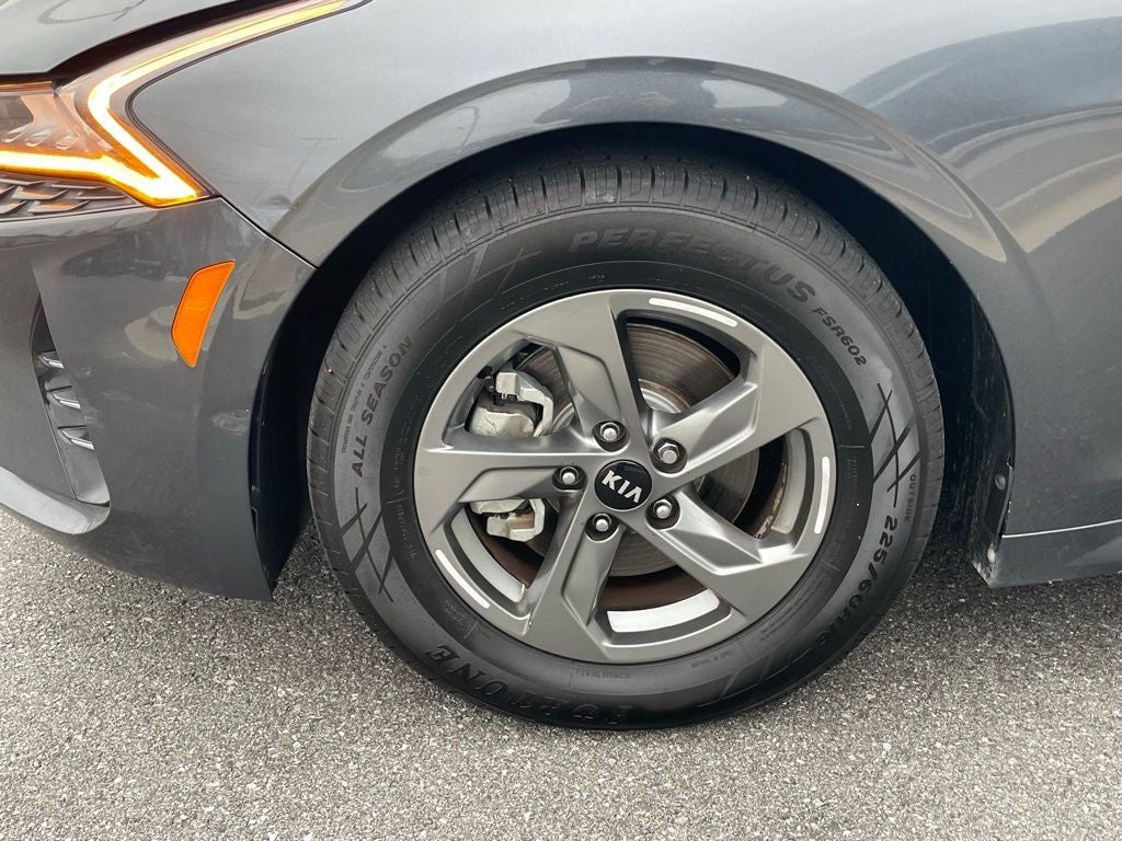 2021 Kia K5 LXS - PUSH BUTTON START / BLIND SPOT AVOIDANCE