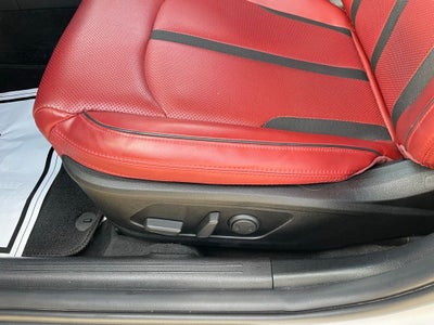 2023 Kia K5 GT-Line - PANORAMIC SUNROOF / RED INTERIOR