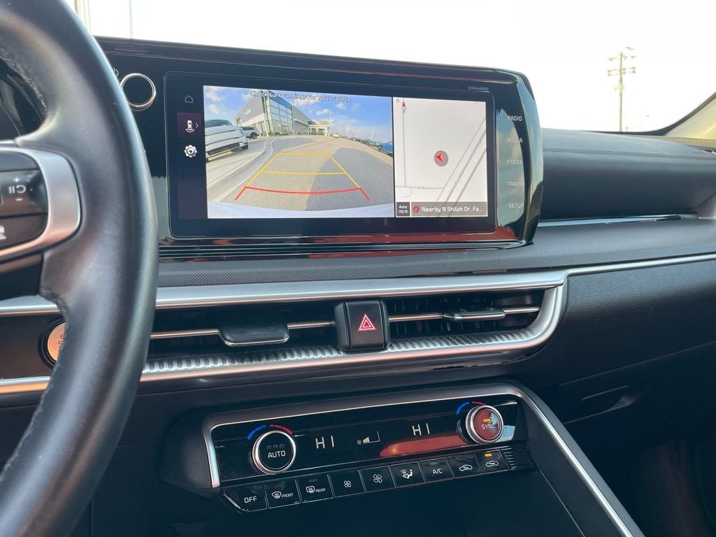 2023 Kia K5 GT-Line - PANORAMIC SUNROOF / RED INTERIOR