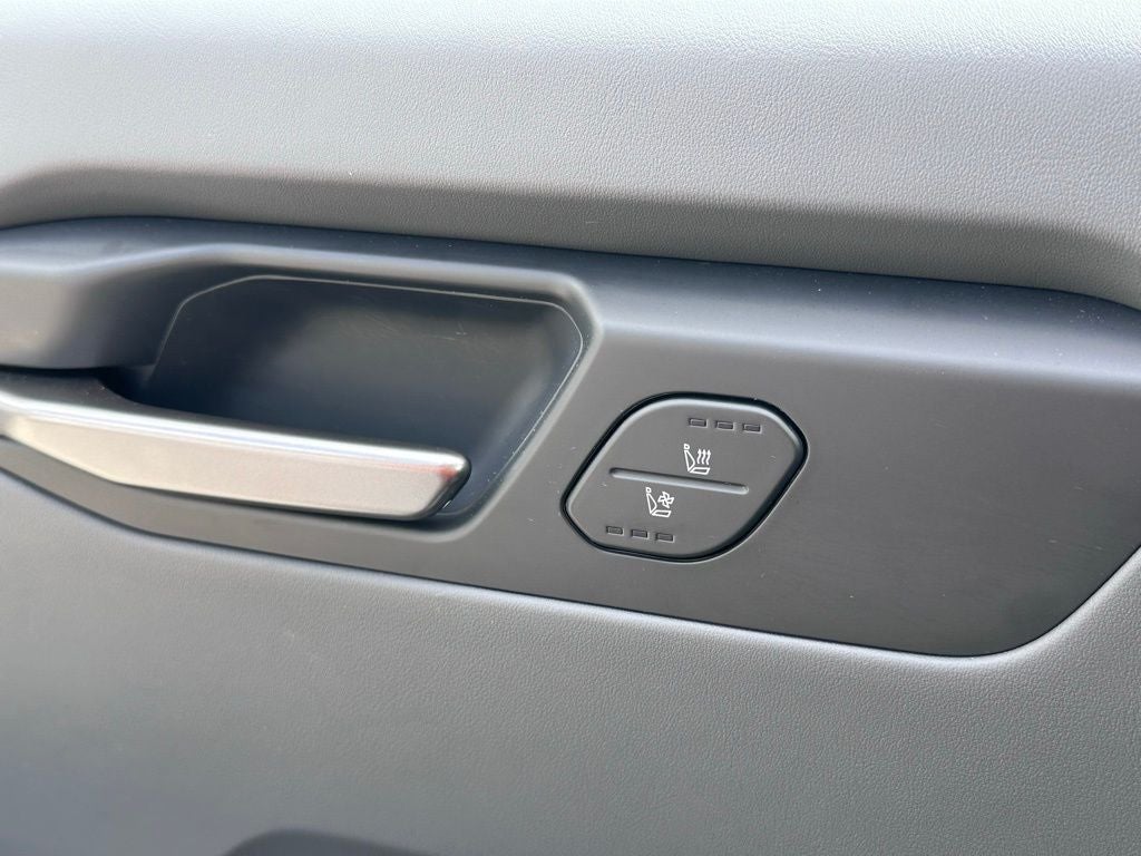 2026 Kia EV9 Light Long Range