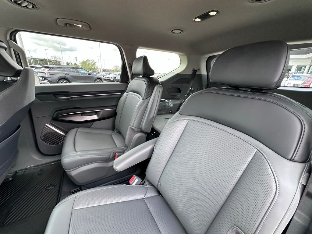 2026 Kia EV9 Light Long Range