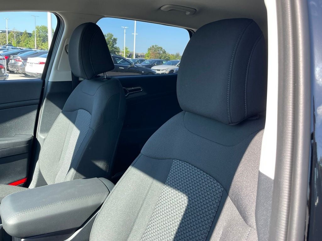 2027 Kia Sportage LX
