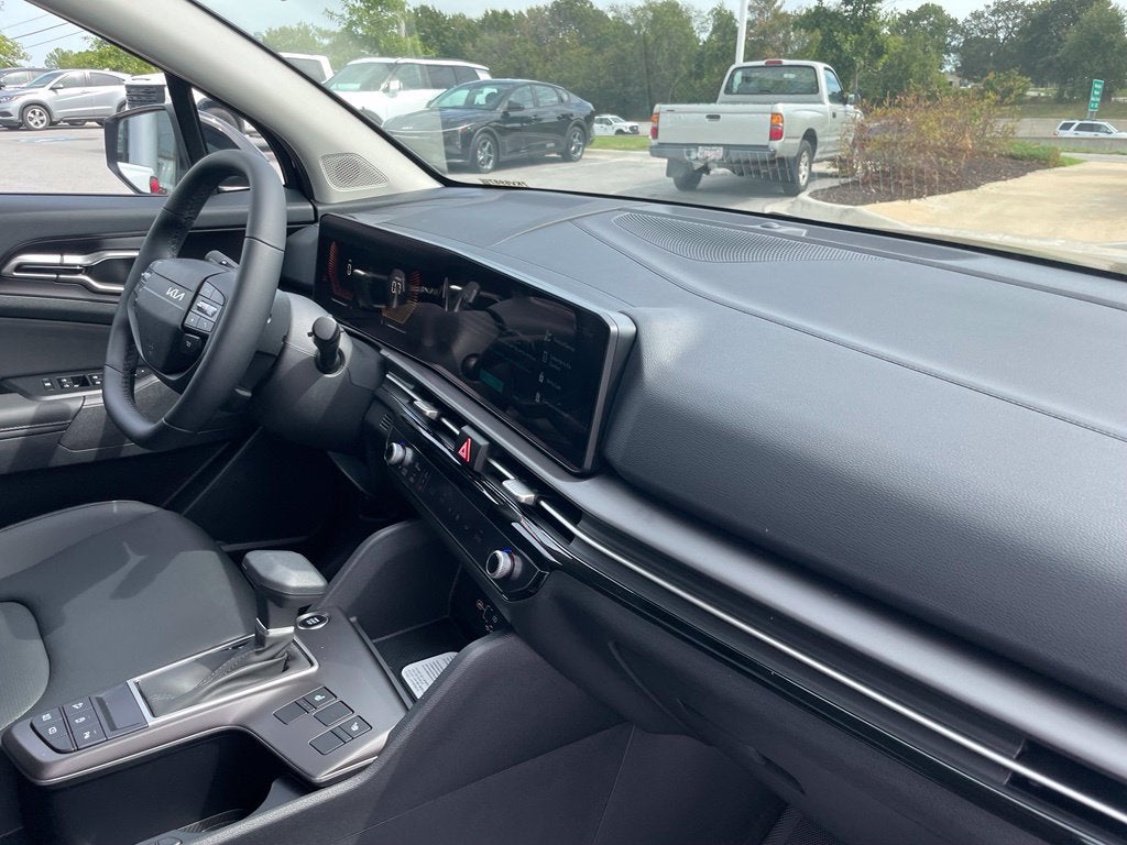 2027 Kia Sportage EX
