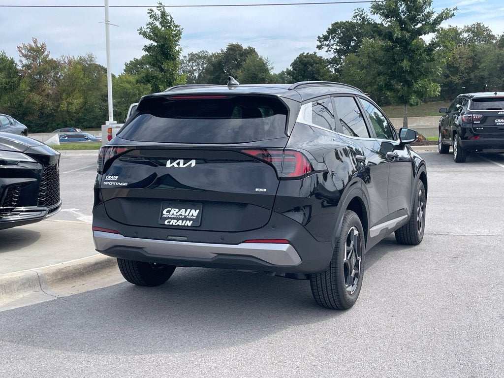 2027 Kia Sportage EX
